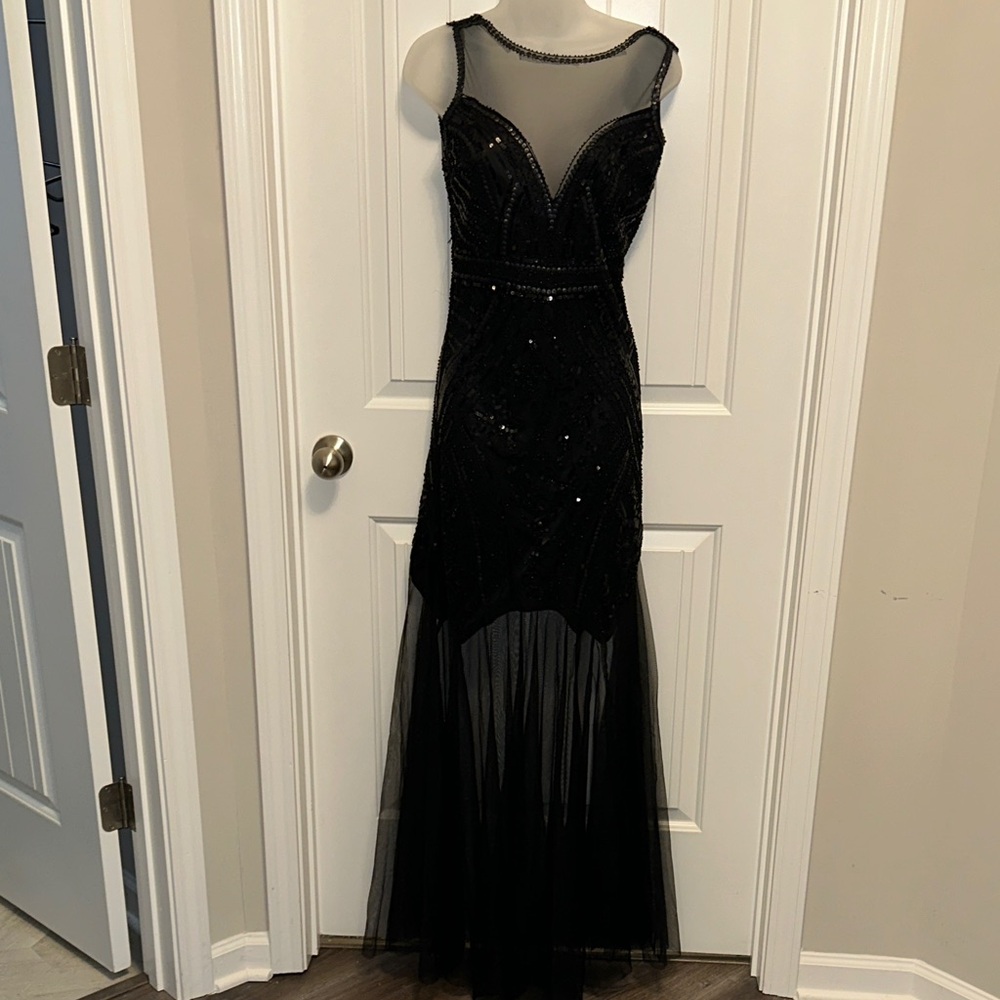 Elegant Black Evening Gown